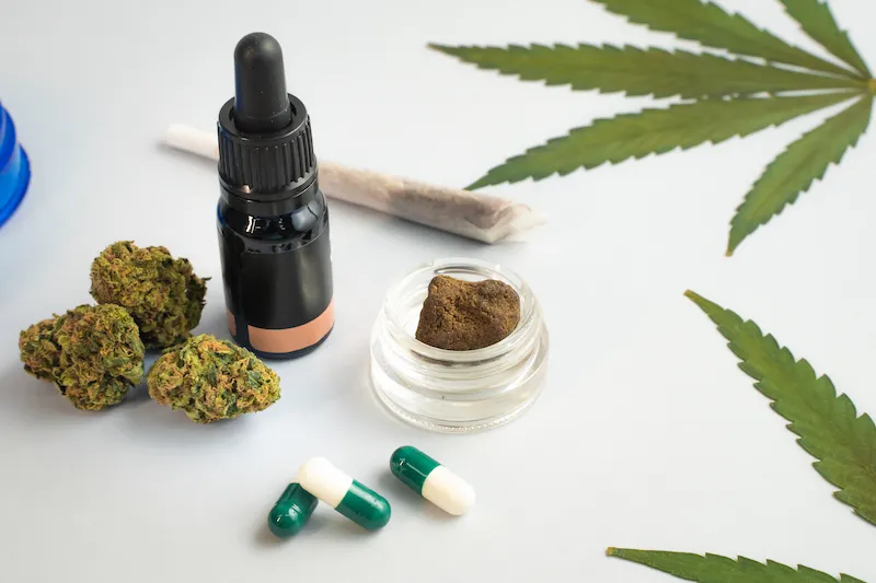 Oxins-Insurance-Brokers-Medical-Cannabis